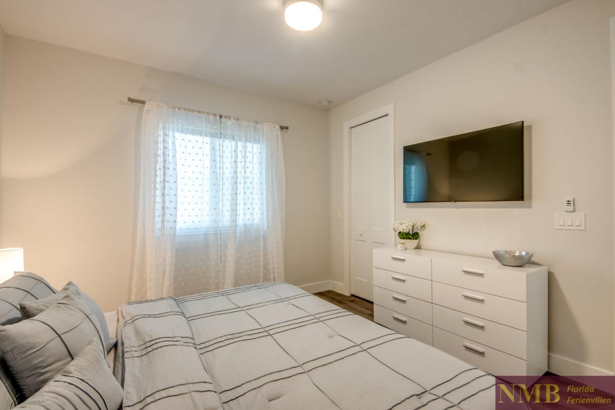 Ferienhaus-Cape-Coral-Sanisbar Breeze_50-Bedroom-3